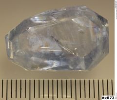 Foto von Korund (Saphir) (NHMW-MIN-Ax872)